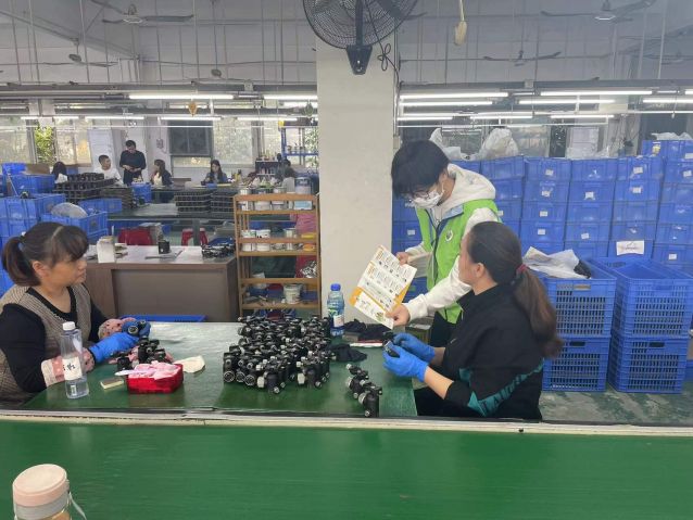 三鄉(xiāng)鎮(zhèn)開展“加強(qiáng)禁毒宣傳， 共創(chuàng)無(wú)毒企業(yè)”活動(dòng)照片1.jpg