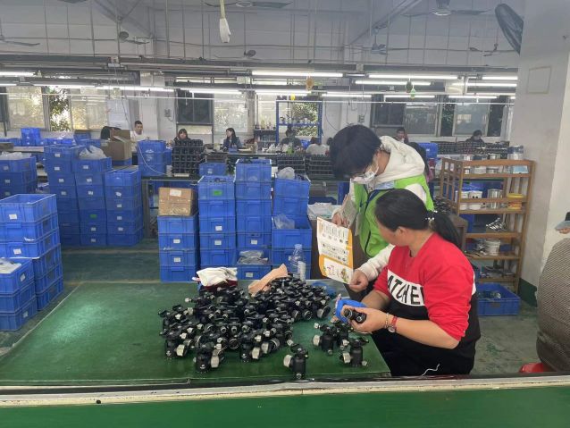 三鄉(xiāng)鎮(zhèn)開展“加強(qiáng)禁毒宣傳， 共創(chuàng)無(wú)毒企業(yè)”活動(dòng)照片3.jpg