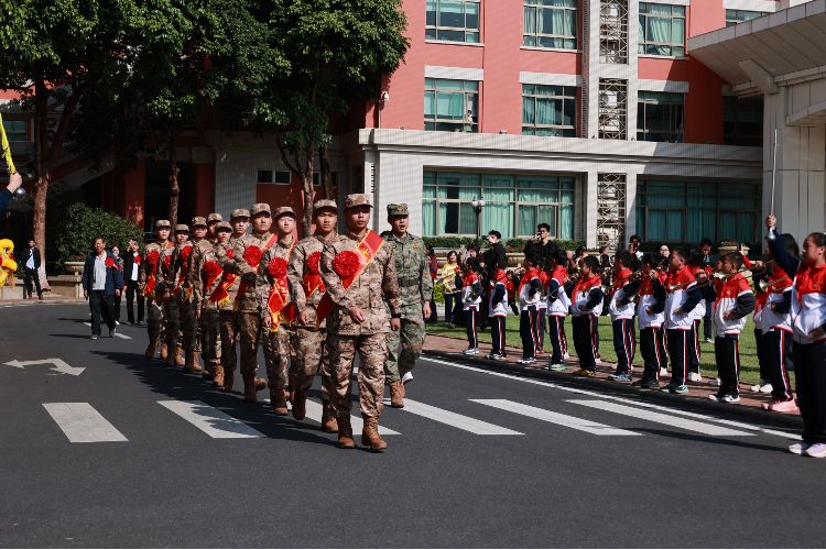 共赴“軍旅之約”，中山多個鎮(zhèn)街歡送新兵入伍